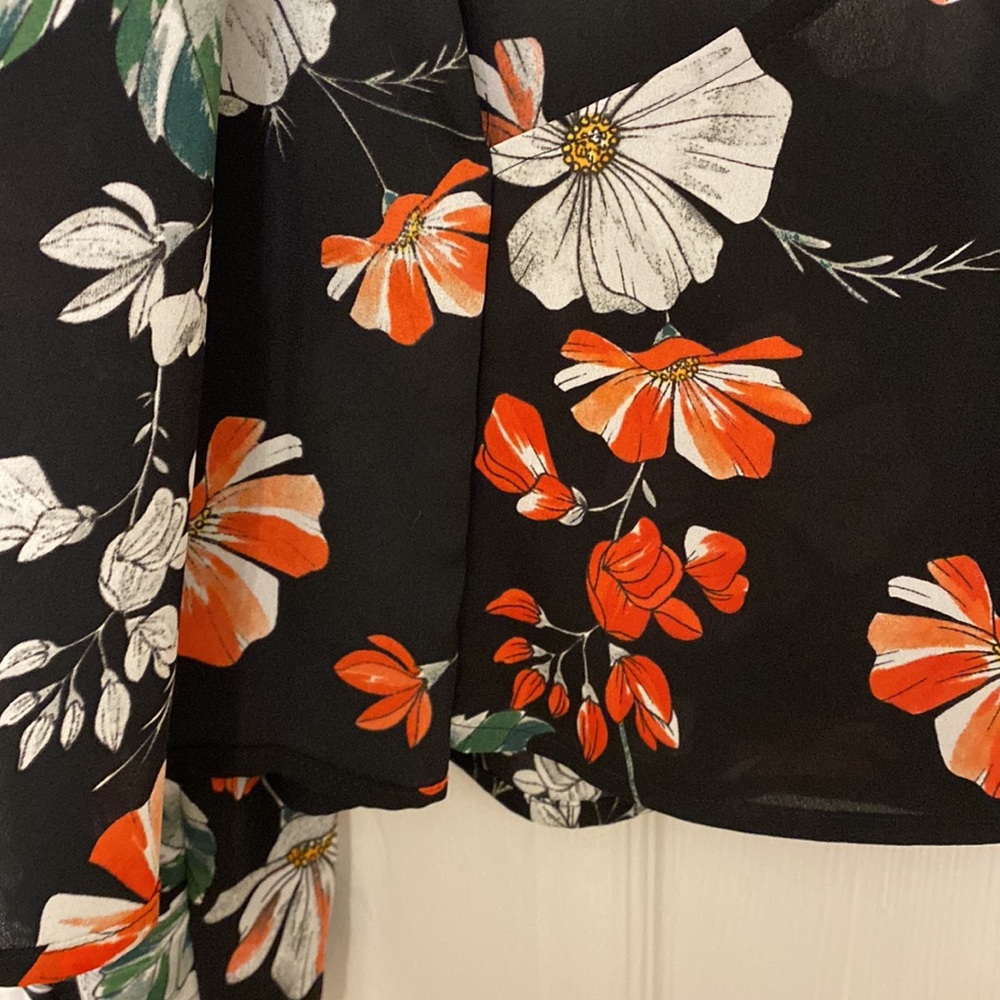 Express Blouse - Picture 11 of 12
